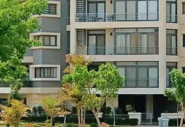 Apartment with Garden For sale - 3 rooms - floor 0