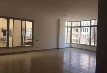 شقق للإيجار - 3 غرف - بالدور 1