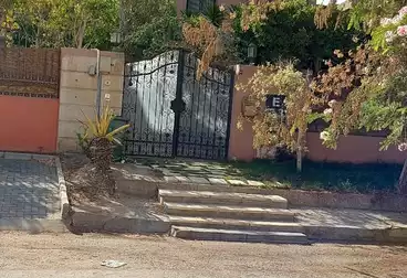 Villas For sale - 6 rooms