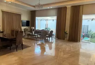فلل للبيع - 5 غرف