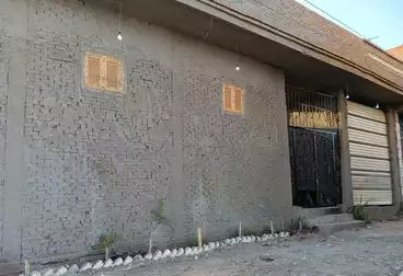 منزل / بيت للبيع - 4 غرف