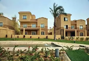 فلل للبيع - 5 غرف