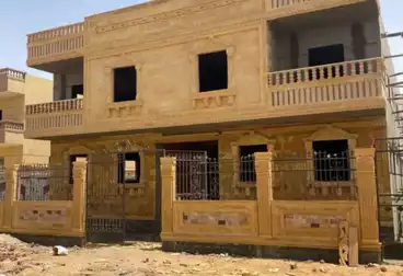 Apartments For sale - 3 rooms - floor 1