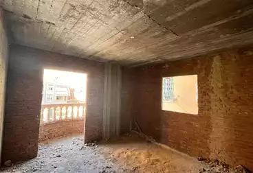 Apartments For sale - 3 rooms - floor 1