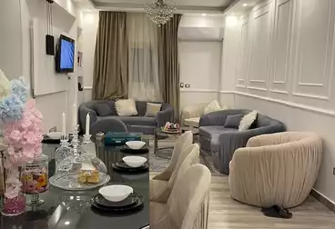 Furnished Apartment For rent - 3 rooms - floor 8