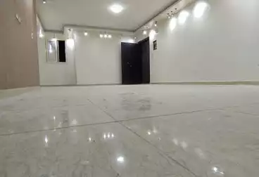 undefined undefined - 2 rooms - floor 8