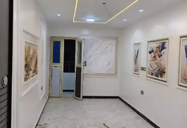 Apartments For sale - 2 rooms - floor 5