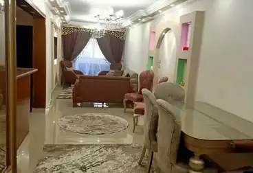 شقق مفروشة للبيع - 3 غرف - بالدور 8