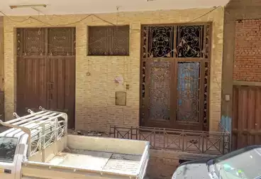 House / Home For sale - 3 rooms