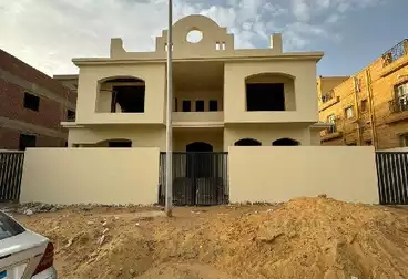 Garden Villa For sale - 10 rooms