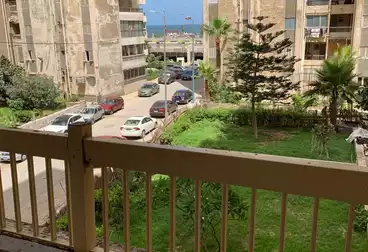 Apartments For sale - 3 rooms - floor 2