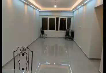 Apartments For sale - 2 rooms - floor 1
