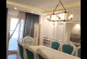 Furnished Apartment For sale - 3 rooms - floor 10