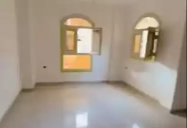 Apartment with Garden For sale - 3 rooms - floor 0