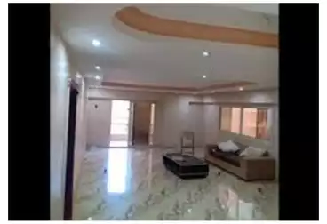 عقارات للبيع - 3 غرف - بالدور 5