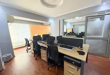 Offices For rent - 9 rooms - floor 0