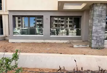 Apartment with Garden For sale - 3 rooms - floor 0