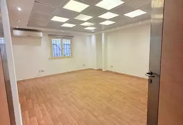 مقر إداري للإيجار - 5 غرف - بالدور 0