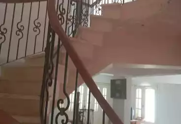 فلل للبيع - 5 غرف