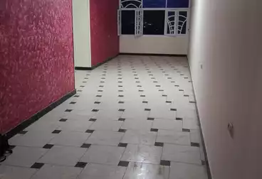 Apartments For sale - 3 rooms - floor 8