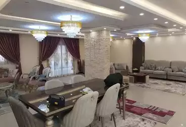 Furnished Apartment For sale - 3 rooms - floor 8