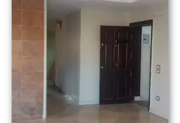 Apartments For sale - 3 rooms - floor 1