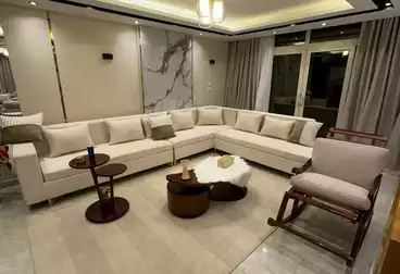Apartments For sale - 3 rooms - floor 5