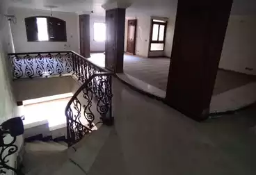 undefined undefined - 5 rooms - floor 1