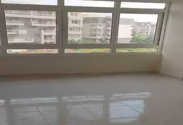 Apartments For sale - 3 rooms - floor 3