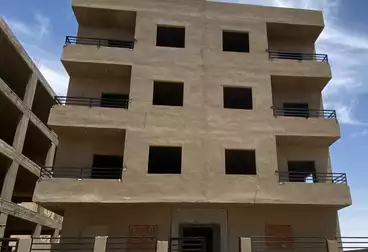 Apartment with Garden For sale - 3 rooms - floor 0