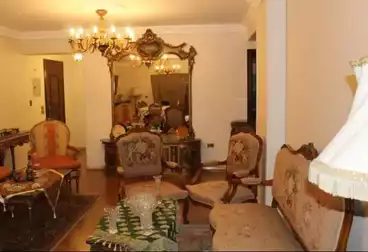 Apartments For sale - 4 rooms - floor 1