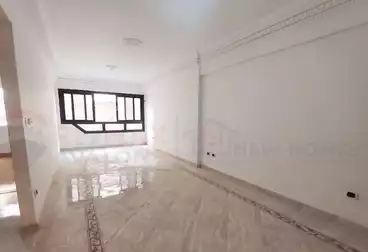 Apartments For sale - 3 rooms - floor 4