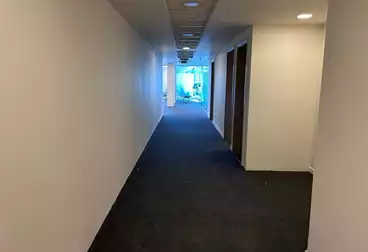 Administrative For rent - 6 rooms - floor 4