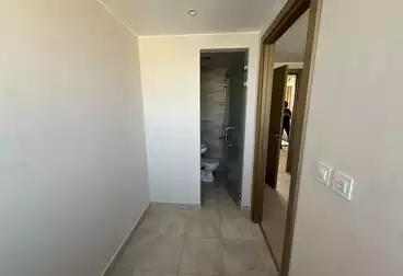 Apartments For sale - 3 rooms - floor 9