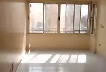 undefined undefined - 2 rooms - floor 8