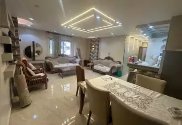 Furnished Apartment For rent - 3 rooms - floor 3