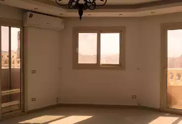 شقق للإيجار - 3 غرف - بالدور 5