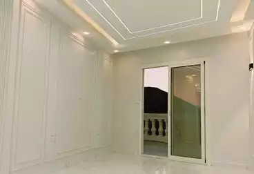 Apartments For sale - 3 rooms - floor 8