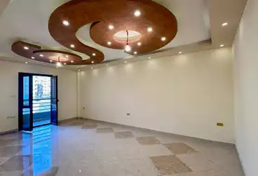 شقق للبيع - 3 غرف - بالدور 1