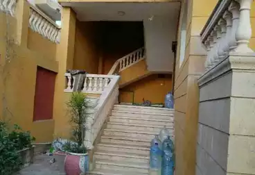 Villas For sale - 9 rooms