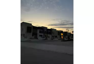 Twin House For sale - 5 rooms