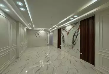 Apartments For sale - 3 rooms - floor 2