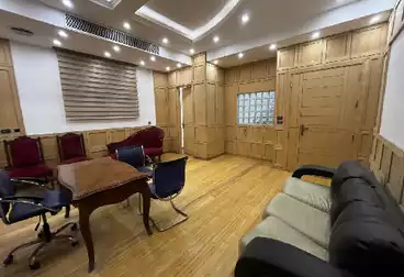 Administrative For rent - 4 rooms - floor 4
