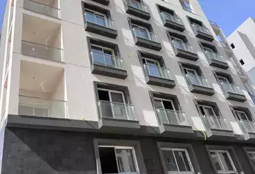 Apartments For sale - 2 rooms - floor 7