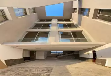 Apartment with Garden For sale - 2 rooms - floor 0