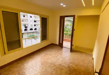 Apartments For sale - 2 rooms - floor 1