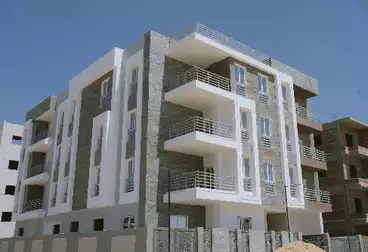 Apartment with Garden For sale - 3 rooms - floor 0