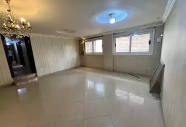 Apartments For rent - 3 rooms - floor 5