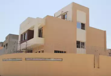 Villas For sale - 4 rooms