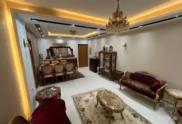 شقق للبيع - 3 غرف - بالدور 1